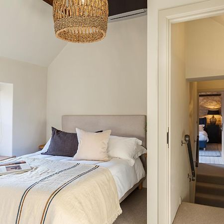 Вилла Luxury Cotswold Retreats Moreton-in-Marsh Экстерьер фото